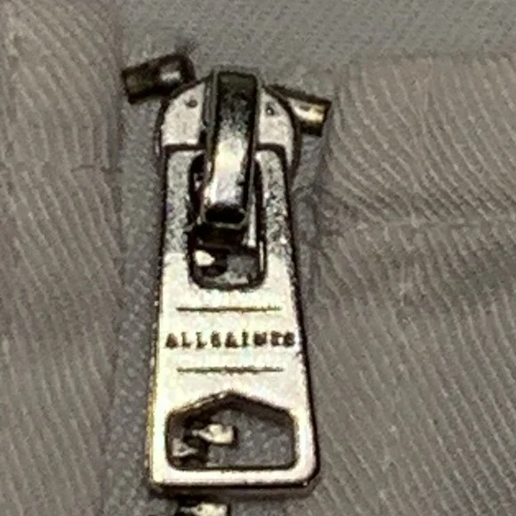 Allsaints Elektra Zip Front Top Women's Size 6 Puff Sleeve Smocked Waist White - Picture 7 of 8